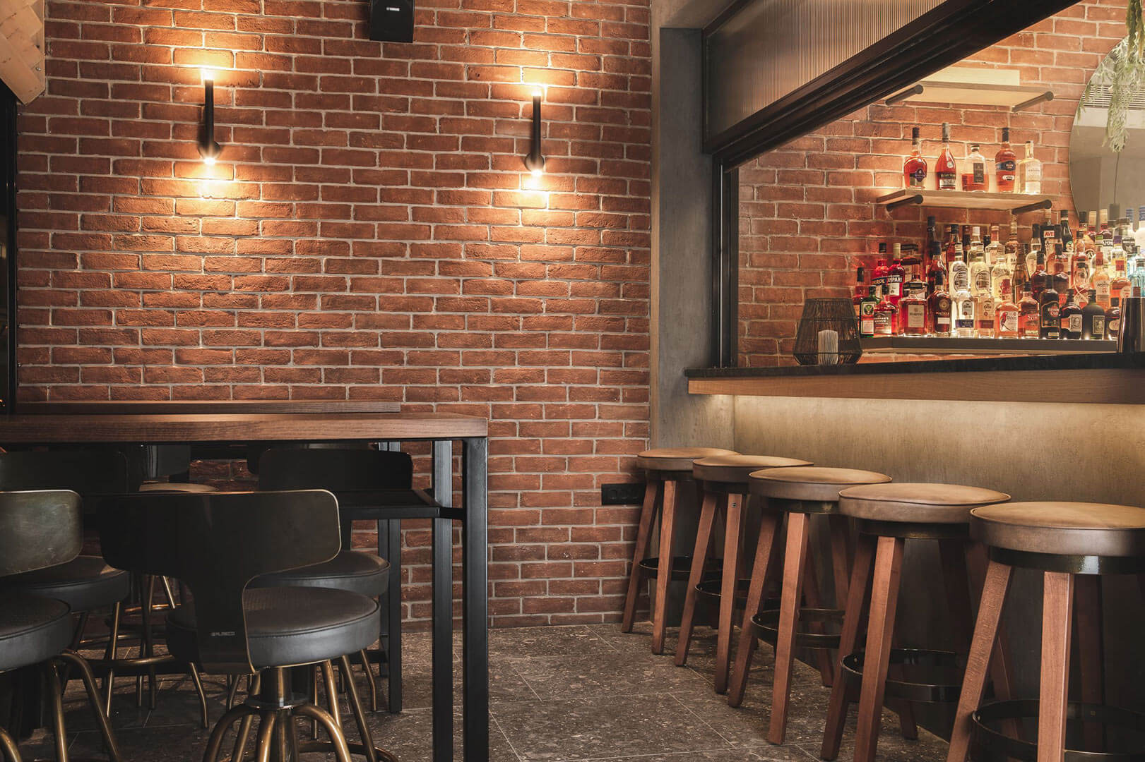 Bitters Cocktail Wine Bar Zakynthos από Σοφία Καμπιώτη Διακόσμηση