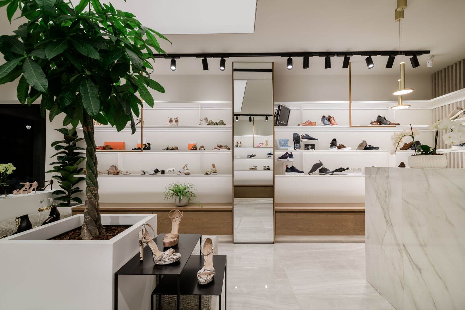 Margaris shoe shop Zakynthos Town